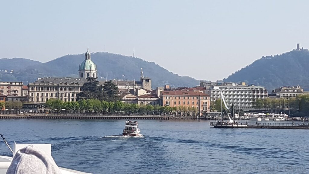 Lake Como duomo from the boat
